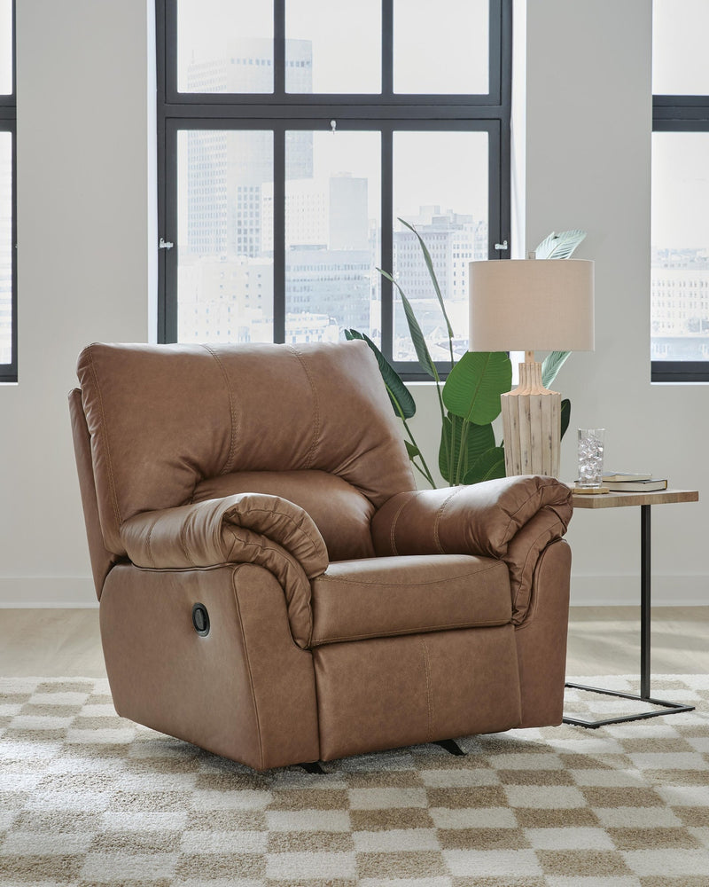 willowbend-sofa-loveseat-and-recliner-11