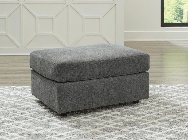 stairatt-ottoman-2