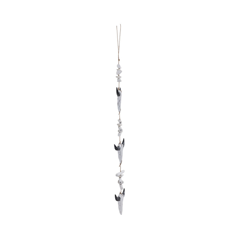 29-wood-hanging-cow-skulls-wht-blk-3