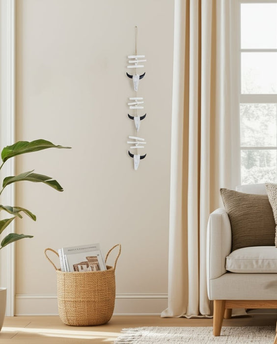 29-wood-hanging-cow-skulls-wht-blk-7