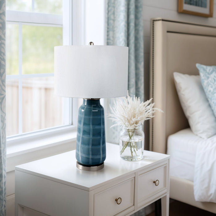 29x17-checkered-glass-table-lamp-blue-8