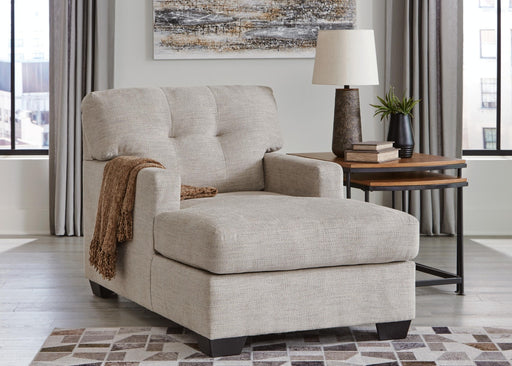 mahoney-chaise-2