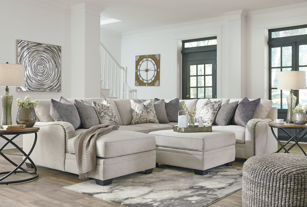 Dellara Sectional with Chaise - Furniture City (CA)l