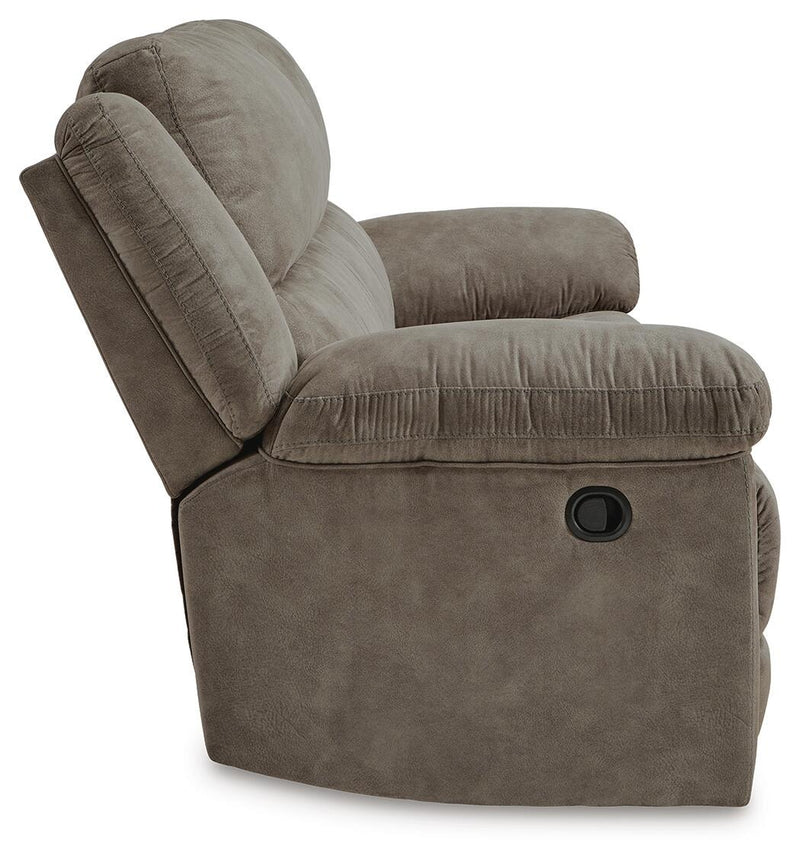 laresview-reclining-sofa-and-oversized-recliner-11