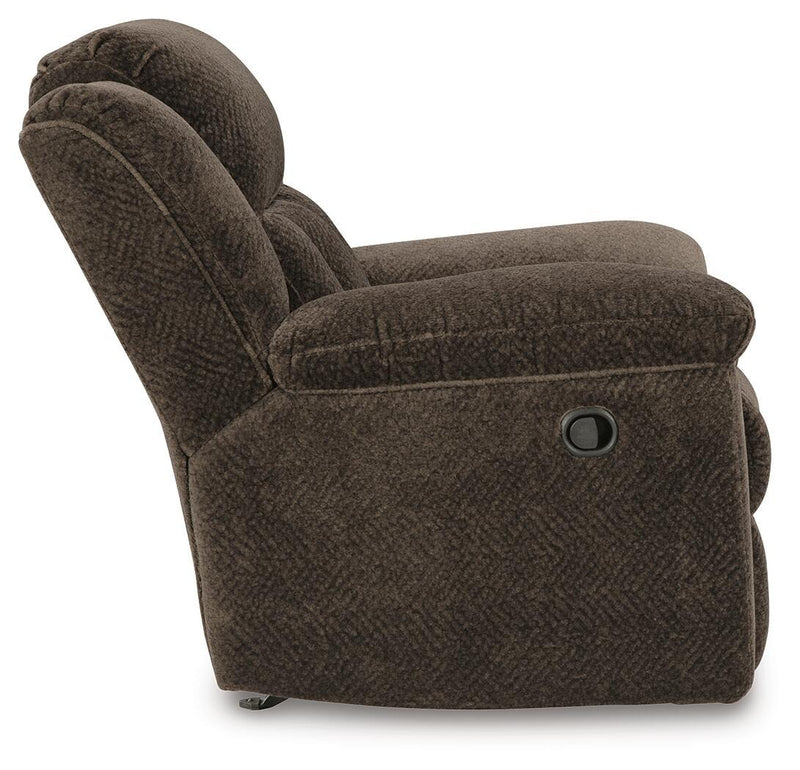 frohn-reclining-sofa-and-recliner-5