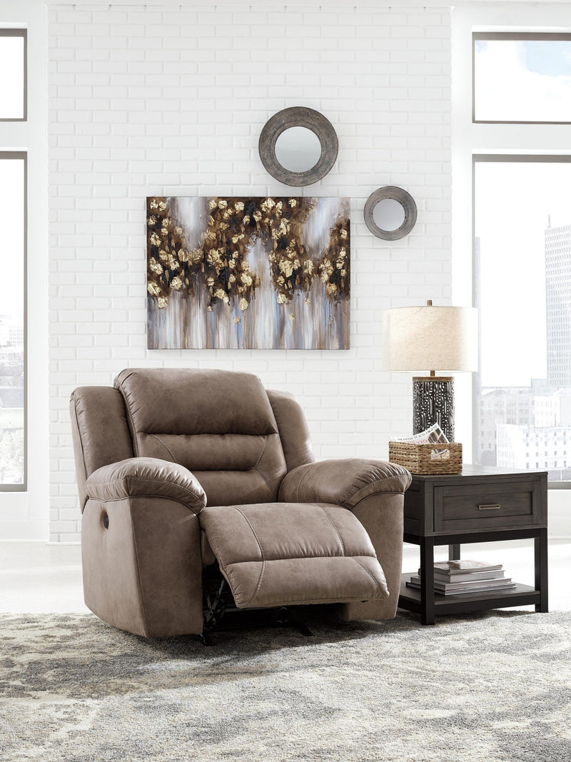 stoneland-reclining-sofa-and-power-recliner-8