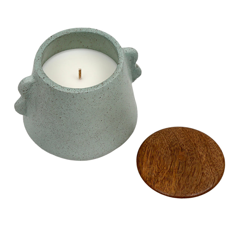 4-8oz-wild-jasmine-daisy-eared-cndle-w-lid-blu-2