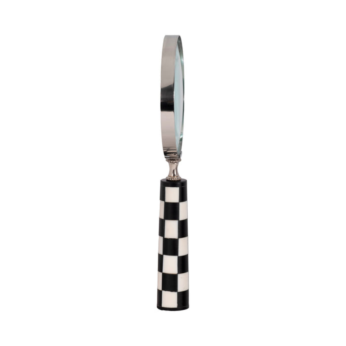 4-checkerboard-handle-magnifying-glass-black-whi-3