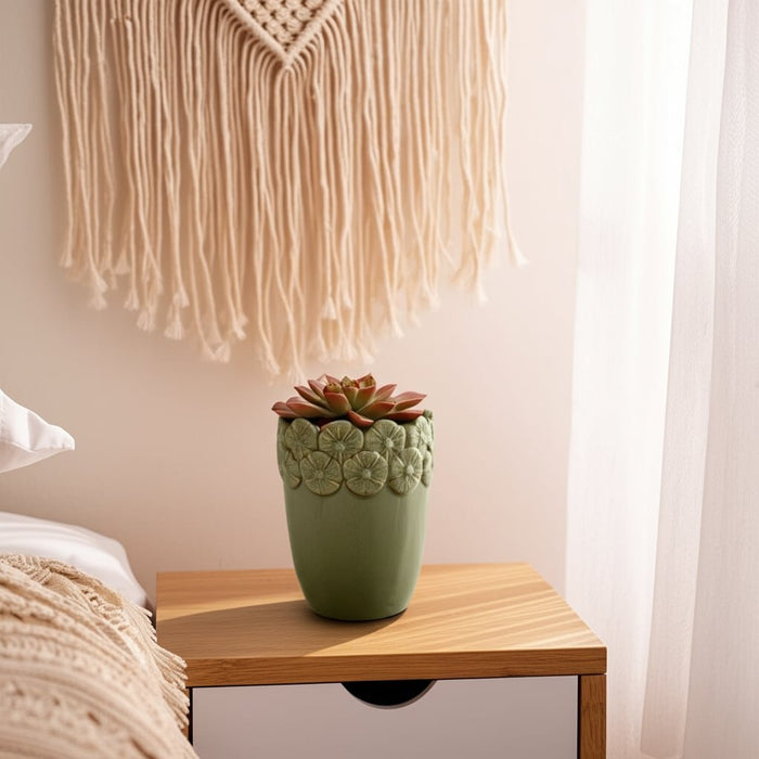 4-flower-border-pencil-cup-green-9