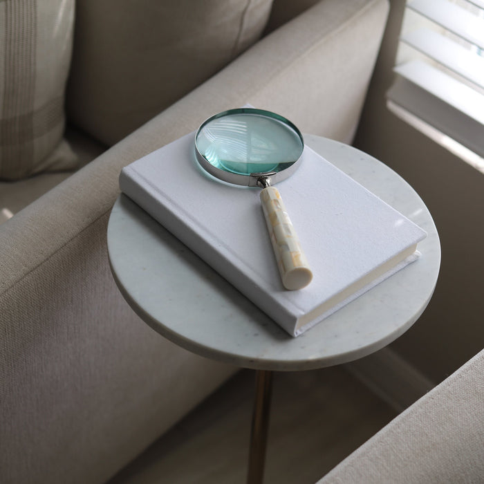 4-mop-handle-magnifying-glass-ivory-11