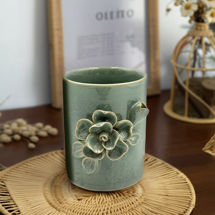 4-rose-applique-pencil-cup-green-8