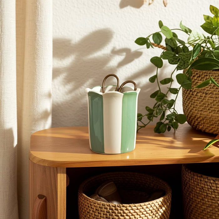 4-striped-pencil-cup-green-ivory-8