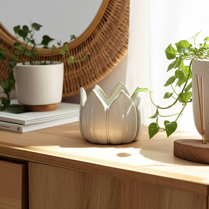 4-tulip-pencil-cup-ivory-7