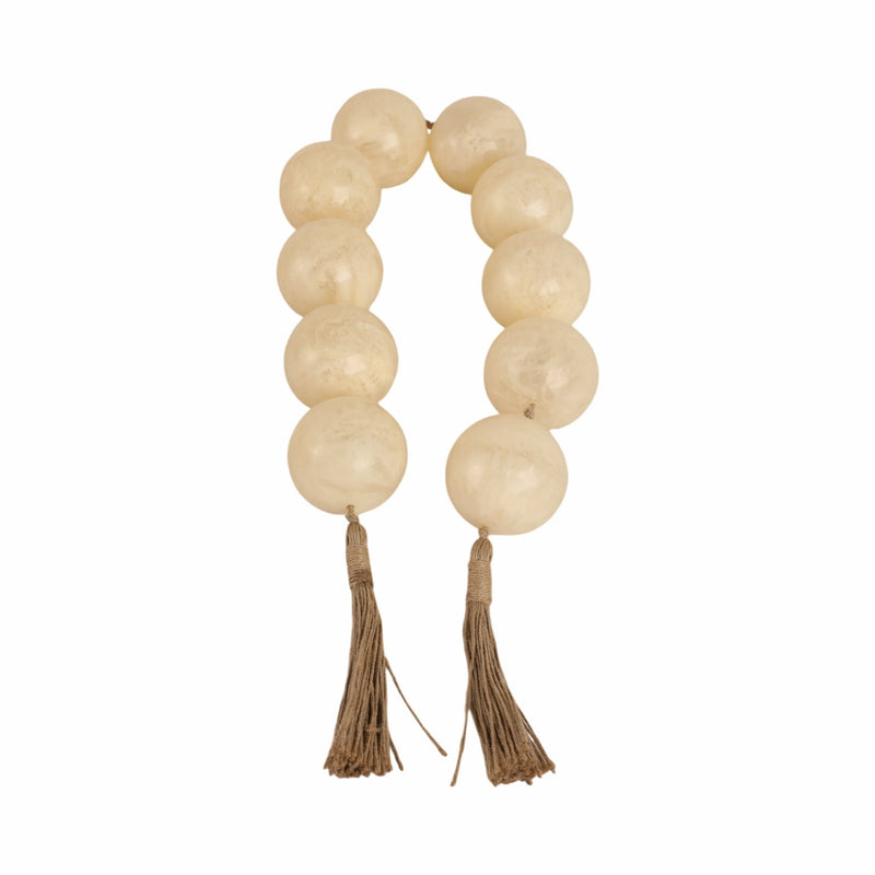 46-swirled-3-resin-beaded-garland-white-1