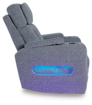 studio-cave-power-recliner-5