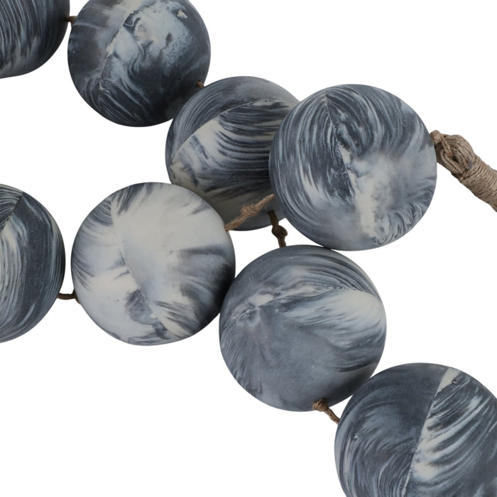 49x3-marbled-bead-garland-black-white-4