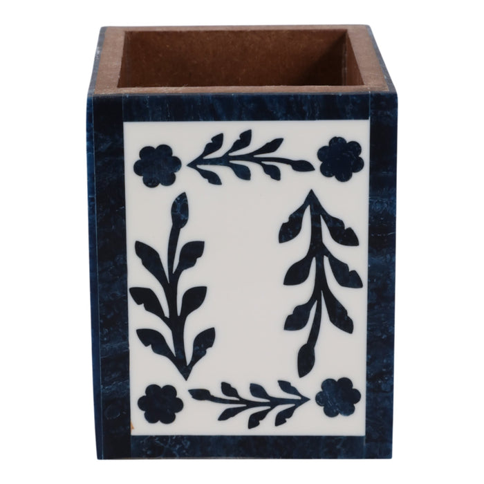 4x3-blue-petals-resin-pencil-cup-blue-white-1