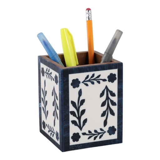 4x3-blue-petals-resin-pencil-cup-blue-white-2