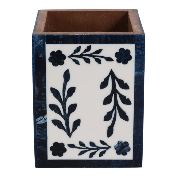 4x3-blue-petals-resin-pencil-cup-blue-white-3