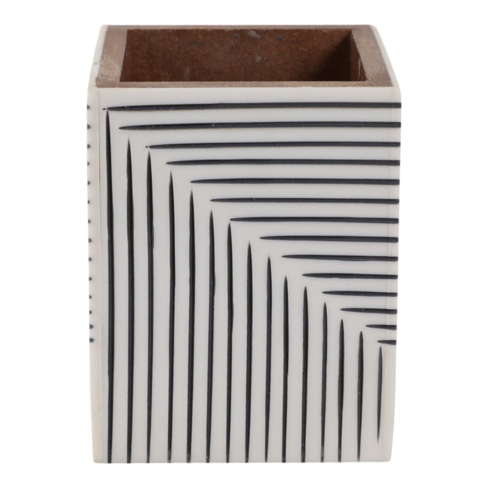 4x3-ridged-lines-resin-pencil-cup-black-white-4