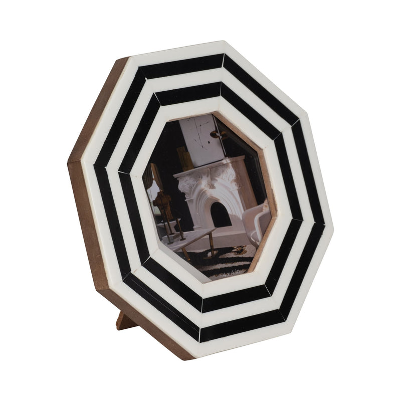4x4-lines-octagon-photo-frame-black-white-2