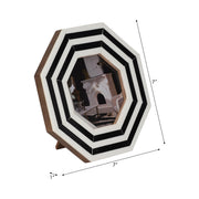 4x4-lines-octagon-photo-frame-black-white-6