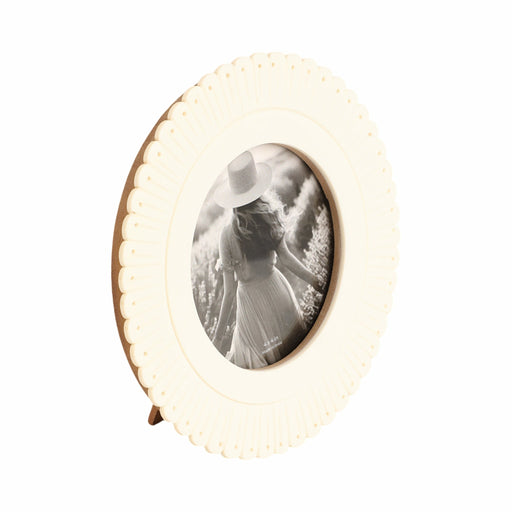 4x4-round-etched-petal-resin-photo-frame-ivory-2
