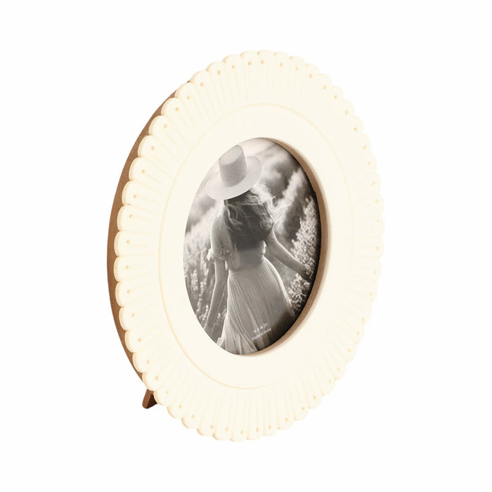 4x4-round-etched-petal-resin-photo-frame-ivory-2