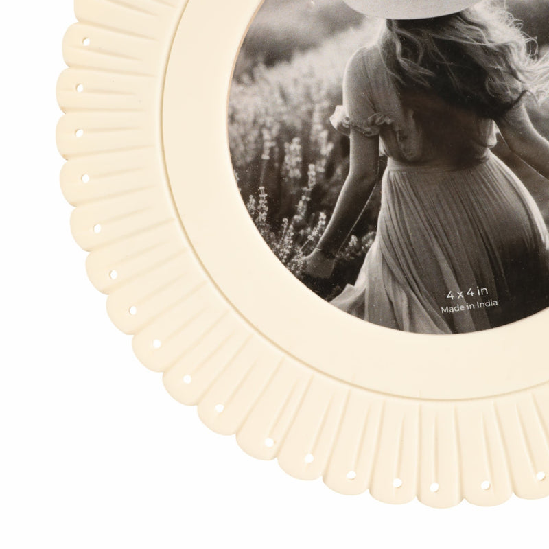 4x4-round-etched-petal-resin-photo-frame-ivory-5