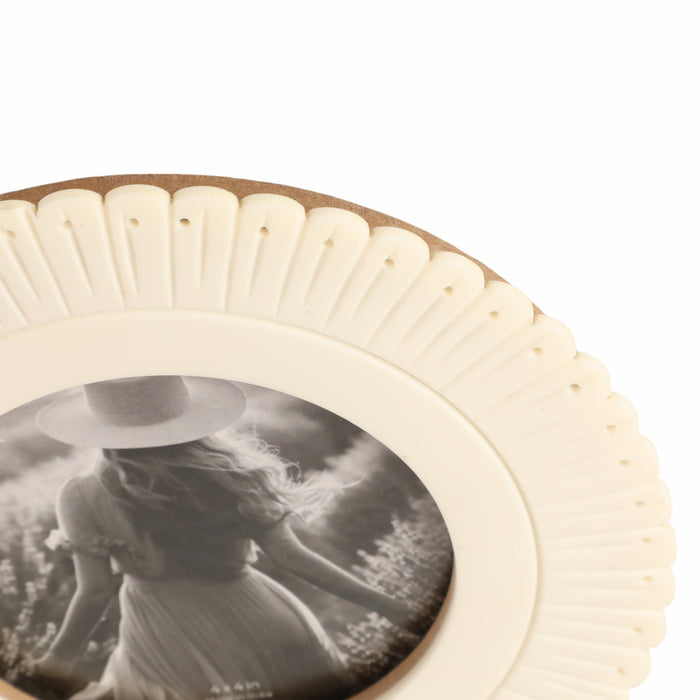 4x4-round-etched-petal-resin-photo-frame-ivory-6