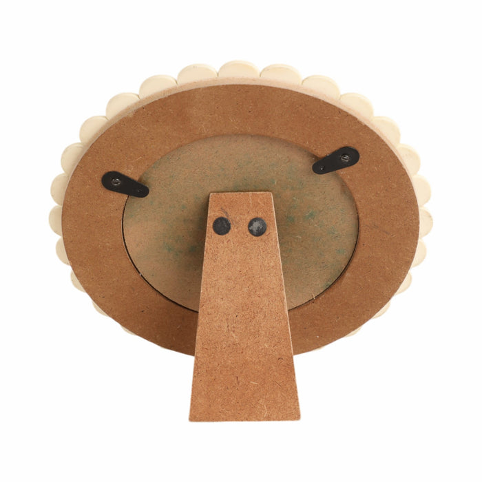 4x4-round-scalloped-resin-photo-frame-ivory-4