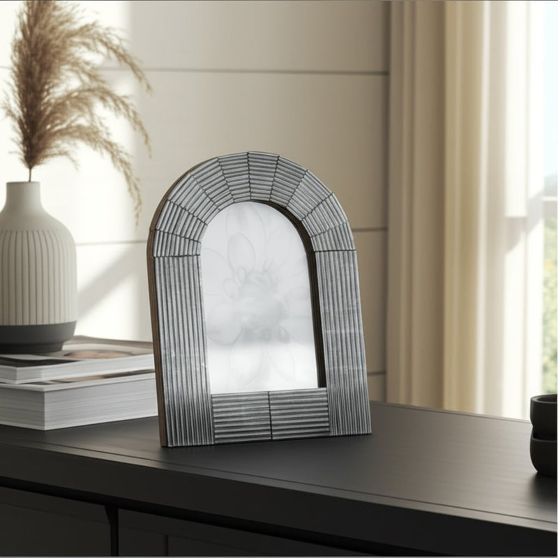 4x6-grooved-arch-photo-frame-marbled-grey-10