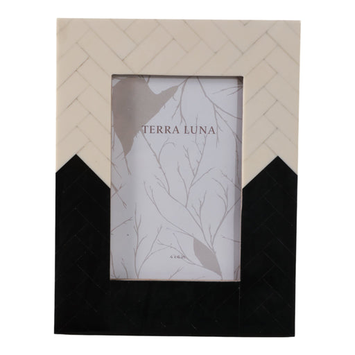 4x6-herringbone-2-tone-photo-frame-ivory-black-1