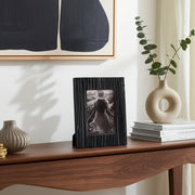 4x6-jagged-photo-frame-black-10