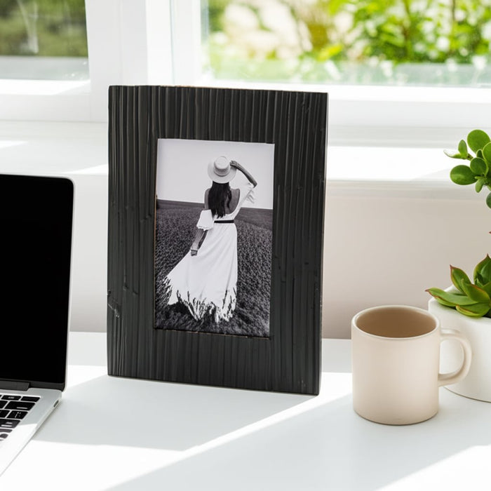 4x6-jagged-photo-frame-black-11