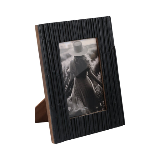 4x6-jagged-photo-frame-black-2