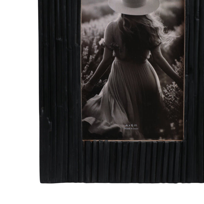 4x6-jagged-photo-frame-black-5