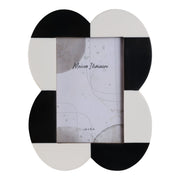 4x6-large-scallop-photo-frame-black-white-1