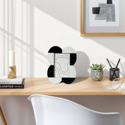 4x6-large-scallop-photo-frame-black-white-11