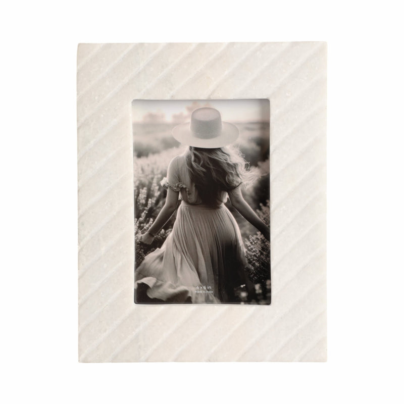 4x6-marble-ridged-photo-frame-white-1