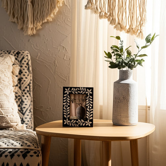 4x6-mother-of-pearl-inlay-vine-photo-frame-black-3