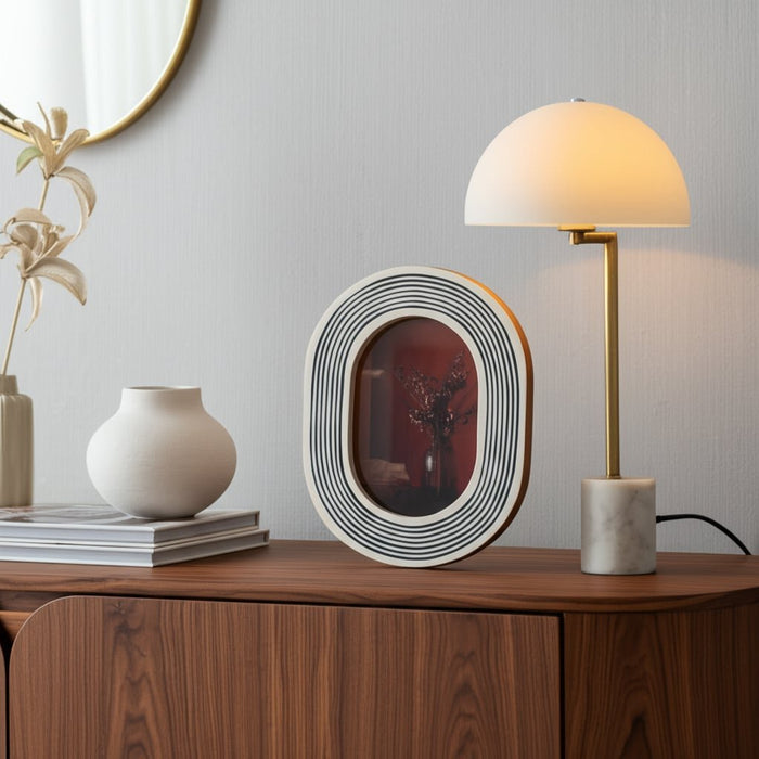 4x6-oval-etched-lines-photo-frame-white-black-10