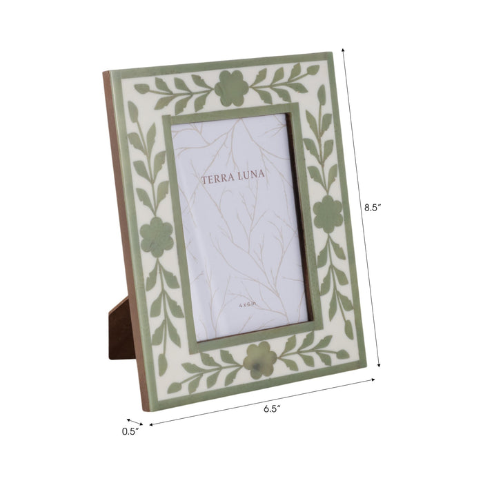 4x6-sage-green-petals-photo-frame-white-green-7