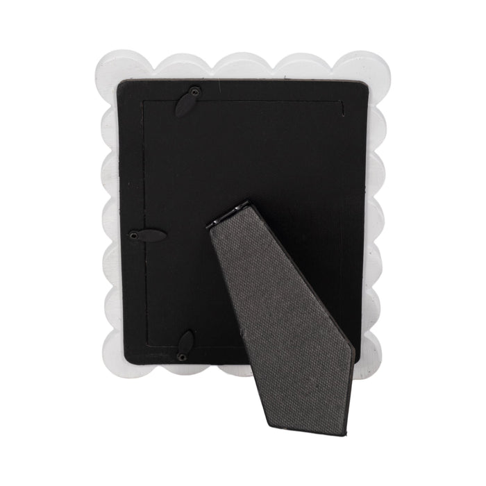 4x6-scallop-edge-photo-frame-white-5