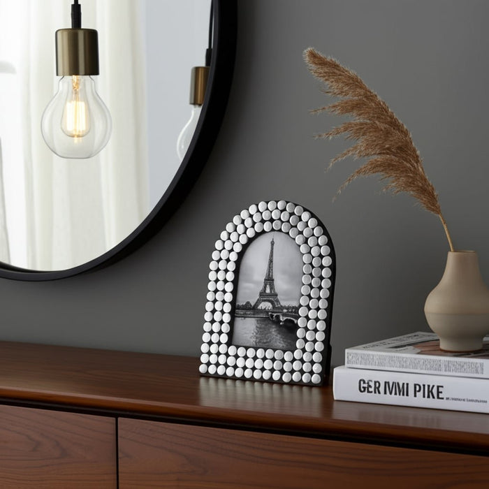 4x6-studded-arch-photo-frame-silver-black-11