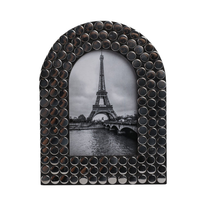 4x6-studded-arch-photo-frame-silver-black-1