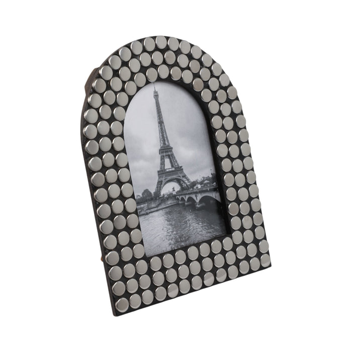 4x6-studded-arch-photo-frame-silver-black-2
