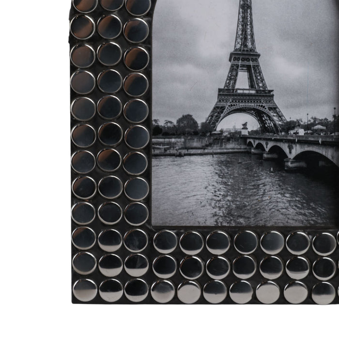 4x6-studded-arch-photo-frame-silver-black-5