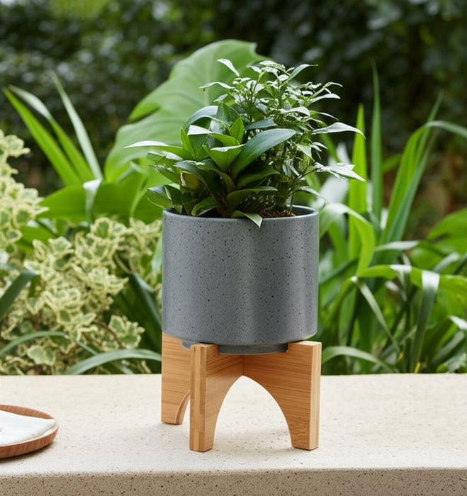 5-planter-w-wood-stand-matte-gray-14