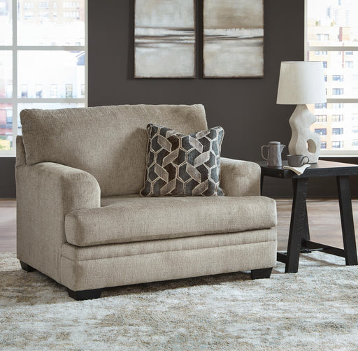 stonemeade-oversized-chair-2